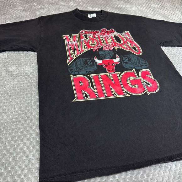 Vintage Chicago Bulls T-Shirt Mens Medium Masters of the Rings 90s Single Stitch - Picture 1 of 8